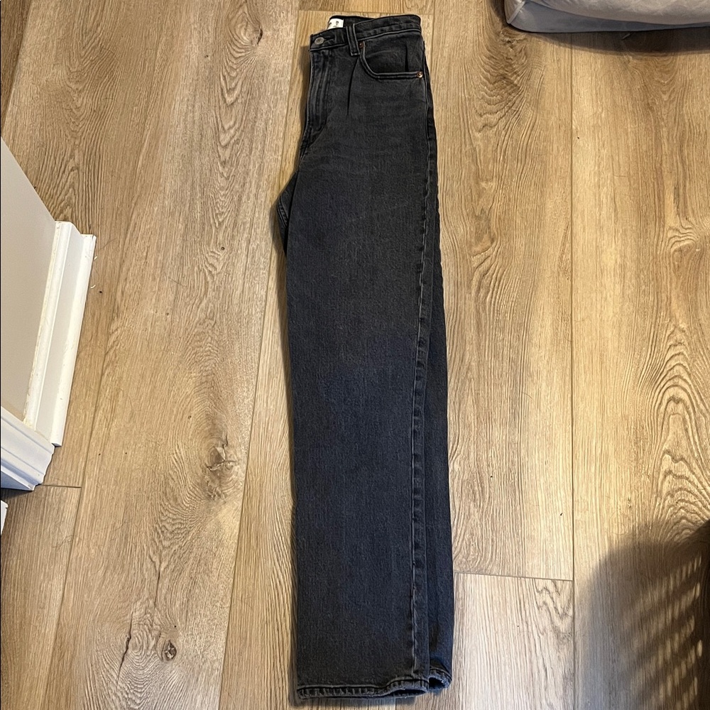 Abercrombie & Fitch Dark Gray 90s Straight High Rise